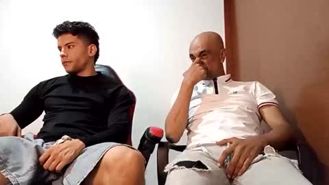 Snapshot of sport__heteros chatting on 05.19.26 chacal calvo online show from 05.19.26