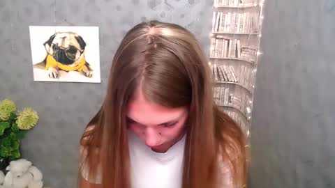 Snapshot of sport_tall_karina chatting on 02.19.25 Karina online show from 02.19.25