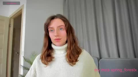 Lilly  online Monday - Friday ask time in pm online show from 02.13.25