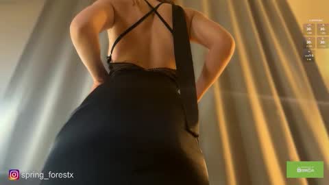 Lilly  online Monday - Friday ask time in pm online show from 12.17.25