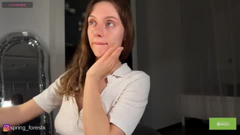 Lilly  online Monday - Friday ask time in pm online show from 04.01.26