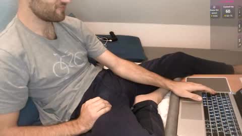 Snapshot of spritzer_11 chatting on 11.08.25 Spritzer online show from 11.08.25