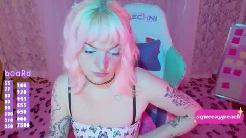 squeezypeach online show from 09.25.25