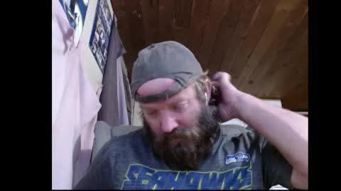 Snapshot of squegly chatting on 10.07.25 Bryan online show from 10.07.25