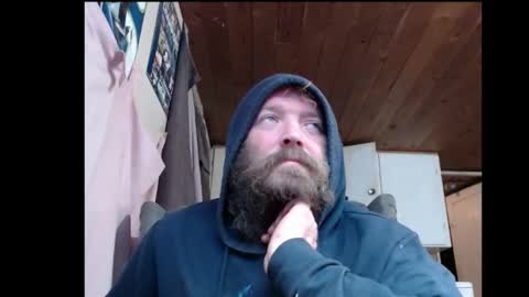 Snapshot of squegly chatting on 11.09.25 Bryan online show from 11.09.25