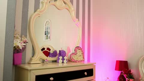 Snapshot of squirt_bunny69 chatting on 04.28.26 Stacy online show from 04.28.26