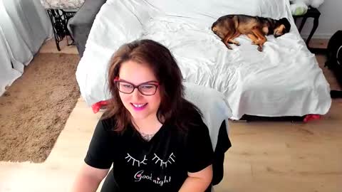 Kim online show from 09.17.25