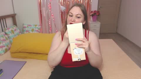  Lily  online show from 05.19.26
