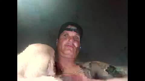 Snapshot of squirtn4mee chatting on 03.06.25 Squirtn4mee online show from 03.06.25