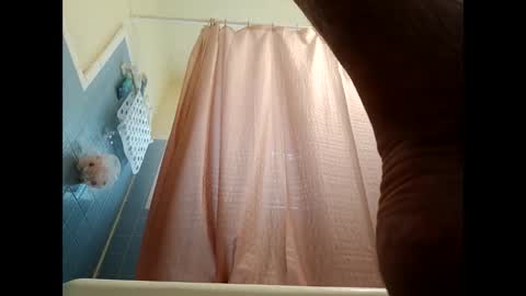 Snapshot of squirtn4mee chatting on 03.08.25 Squirtn4mee online show from 03.08.25