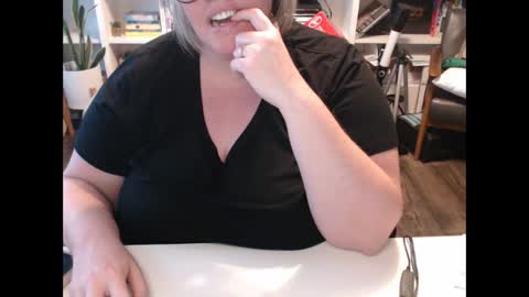 Messi Jessi online show from 12.09.24