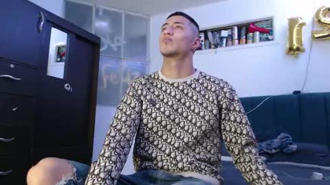 sr_porn01 online show from 01.17.25