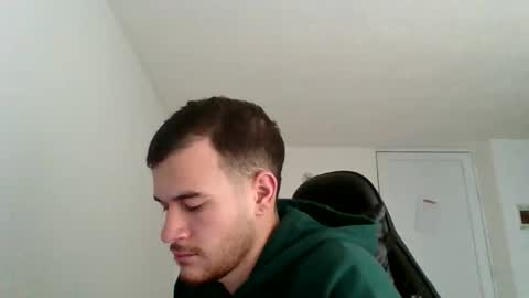 Snapshot of srbey_ chatting on 11.12.25 Vic online show from 11.12.25