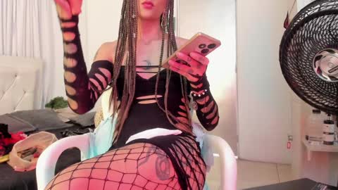 Snapshot of srta_fox chatting on 12.03.24 Srta. Fox online show from 12.03.24