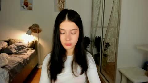 Snapshot of ssash1mii chatting on 05.10.26 Hey guys i miss you so much online show from 05.10.26