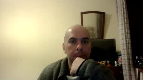 Snapshot of sstrasser chatting on 01.05.25 ShYgUy online show from 01.05.25