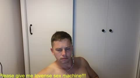 Snapshot of st1vemaster01 chatting on 07.26.26 st1vemaster01 online show from 07.26.26