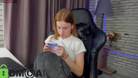 Stacey GMT5 Mo Tu We Th Fr Sa 3am -10am online show from 02.03.26