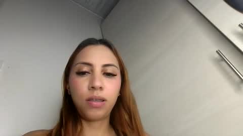 Stacy Queen online show from 04.18.26