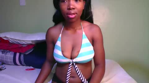 stacy_queenl online show from 11.24.25