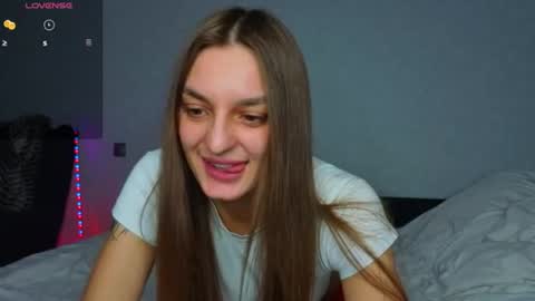 Snapshot of stacy_sexylips chatting on 08.09.26 Sexy lips online show from 08.09.26