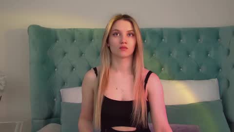 StacyEvances online show from 02.02.26