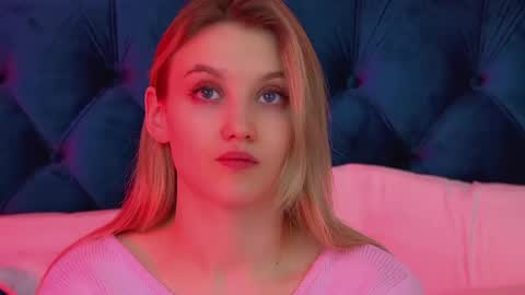 StacyEvances online show from 03.08.26