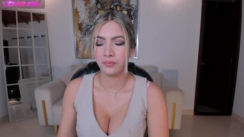 Im Stacy online show from 01.12.25