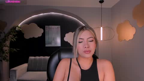 Im Stacy online show from 01.14.25