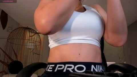 Im Stacy online show from 01.27.25