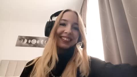 Mila online show from 02.12.26