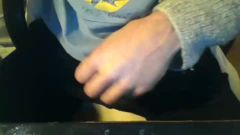 Snapshot of stalloneumbro chatting on 11.09.25 CIPPALIPPA online show from 11.09.25