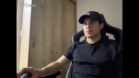 Snapshot of stan_will chatting on 11.01.25 Stan online show from 11.01.25