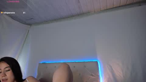 Snapshot of stanandrose chatting on 02.10.26 Stand and Rose online show from 02.10.26