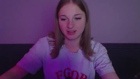 star_girlish online show from 10.30.25