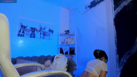 Snapshot of starbutterflyy_ chatting on 10.03.25 STAR online show from 10.03.25