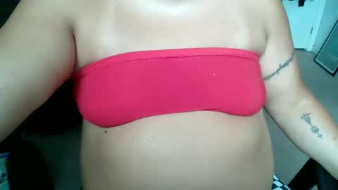 Snapshot of starella___saxxxton chatting on 09.21.25 starella___saxxxton online show from 09.21.25