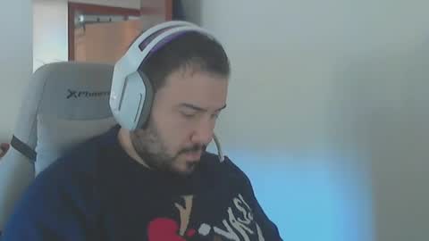 Snapshot of stark_86 chatting on 12.08.24 stark_86 online show from 12.08.24