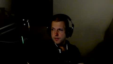 Adam online show from 01.01.25