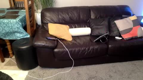 Snapshot of starpizzle chatting on 10.28.25 Starpizzle online show from 10.28.25