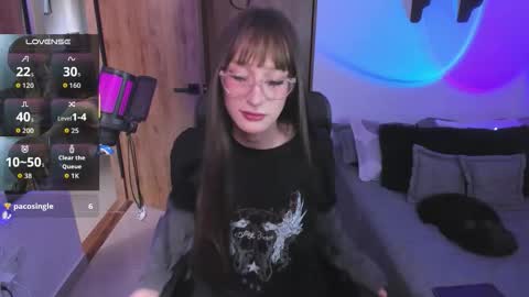 Snapshot of starrraura chatting on 02.03.26 Star Aura online show from 02.03.26