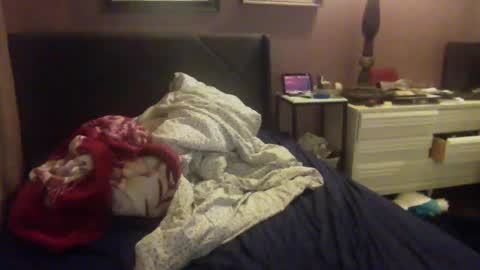 Snapshot of starshine333 chatting on 12.31.24 ashtongue online show from 12.31.24