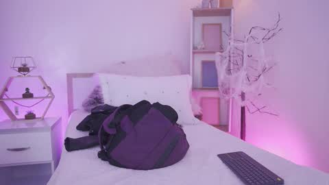 Yoko online show from 11.06.25