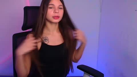 Snapshot of stasy_milk chatting on 12.04.24 Stasy online show from 12.04.24