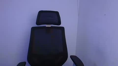 Snapshot of stasy_milk chatting on 12.11.24 Stasy online show from 12.11.24