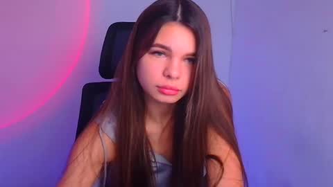 Snapshot of stasy_milk chatting on 12.19.24 Stasy online show from 12.19.24