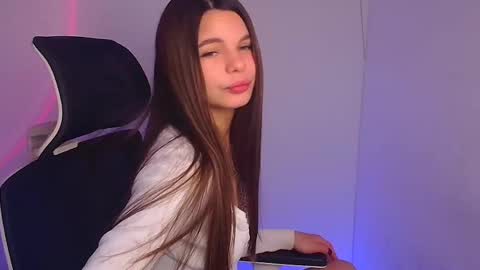 Snapshot of stasy_milk chatting on 12.24.24 Stasy online show from 12.24.24