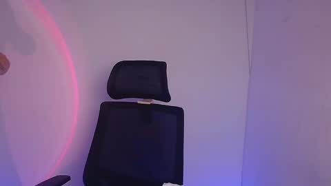 Snapshot of stasy_milk chatting on 01.05.25 Stasy online show from 01.05.25