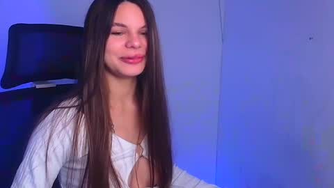 Snapshot of stasy_milk chatting on 01.08.25 Stasy online show from 01.08.25