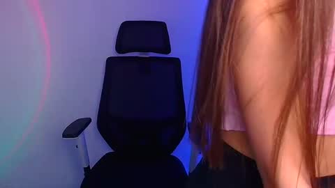 Snapshot of stasy_milk chatting on 01.12.25 Stasy online show from 01.12.25